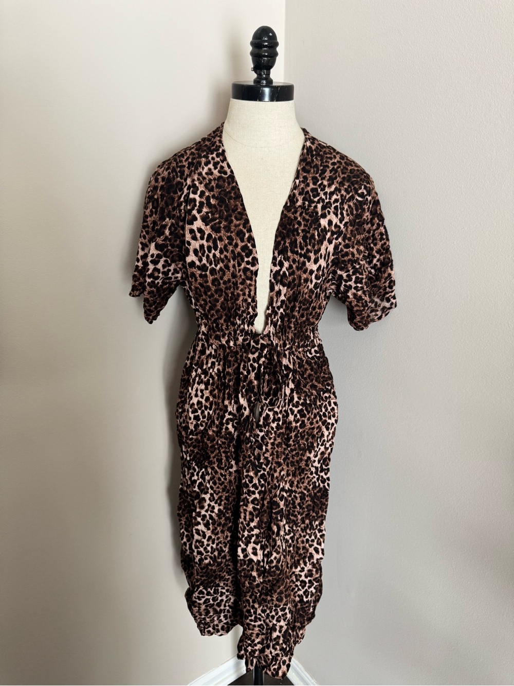 Leopard Print Short Sleeve Tie Top - Brown & Black